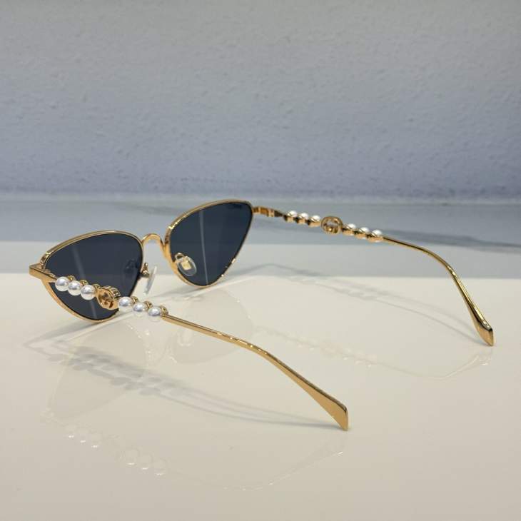 Picture of Gucci Sunglasses _SKUfw79616297fw